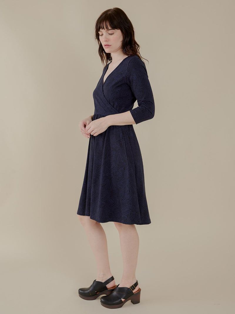 Callie 3/4 Sleeve Dress - Tree Rings Midnight