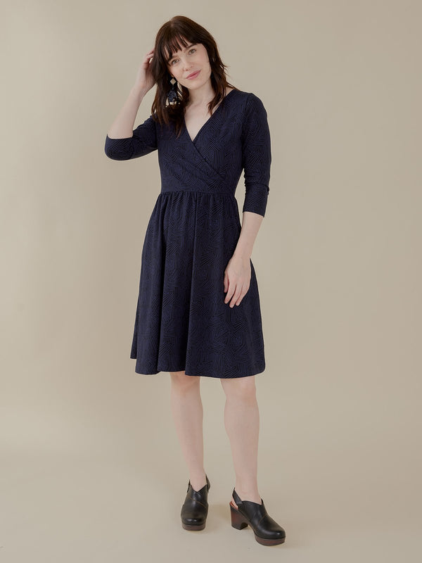 Callie 3/4 Sleeve Dress - Tree Rings Midnight