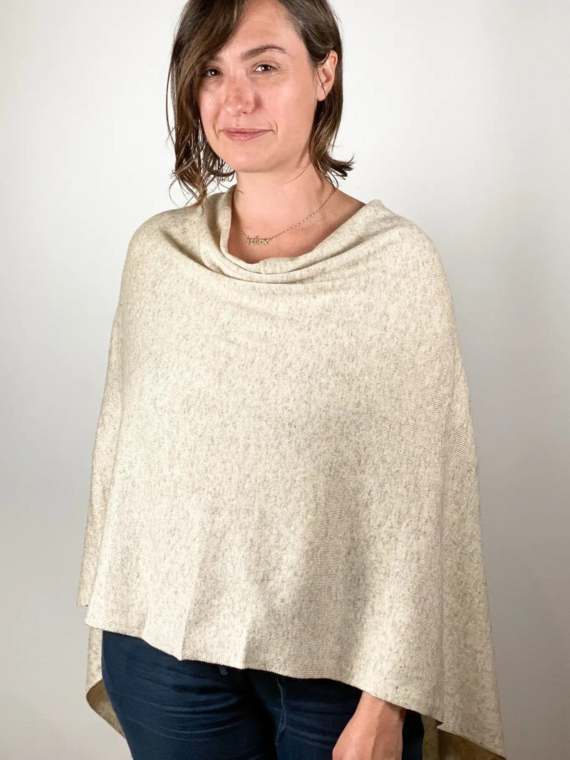 Cashmere Poncho in Oatmeal