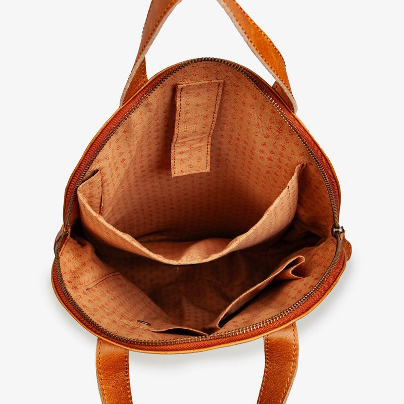 Halfmoon Leather Backpack - Camel