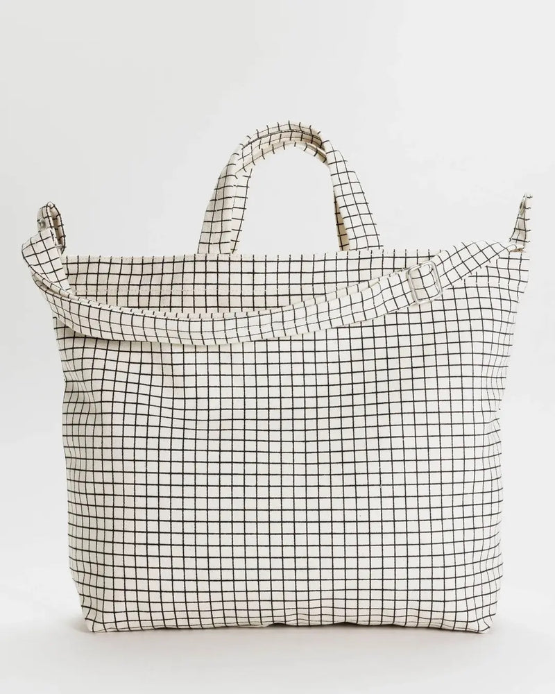Baggu Horizontal Zip Duck Bag in Natural Grid