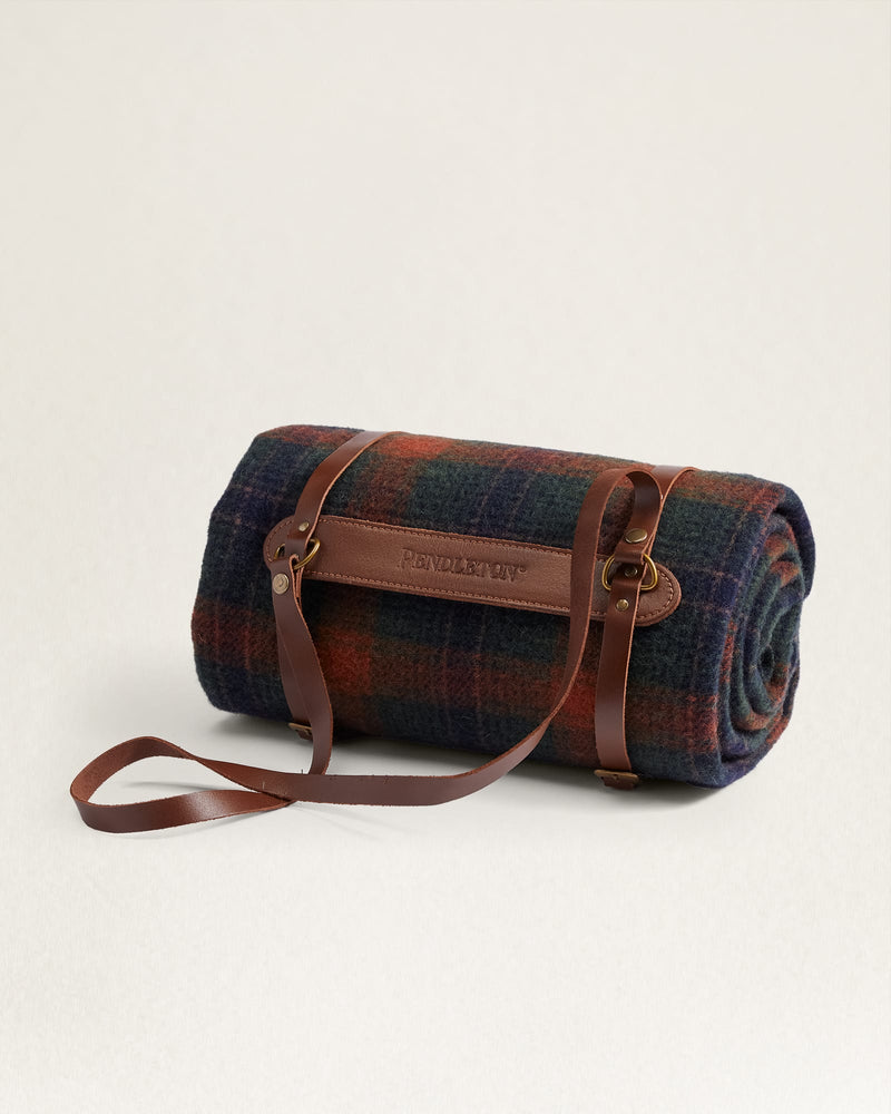 Pendleton Motor Robe Throw w/ Leather Carrier - Jacksonville Plaid