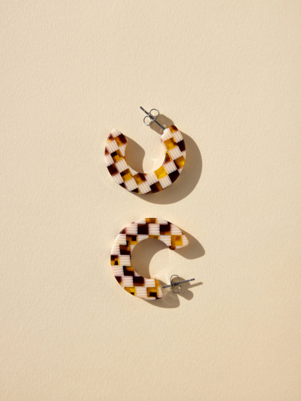Ray Hoops in Checker